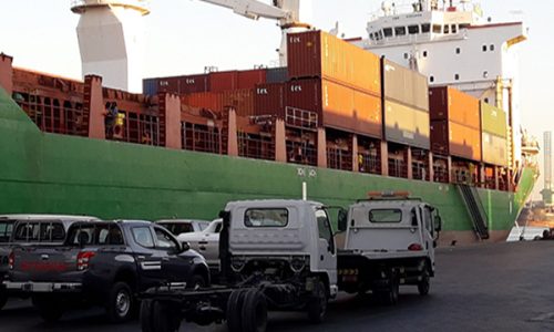 Handling Containers/Vehicles/Trucks Together